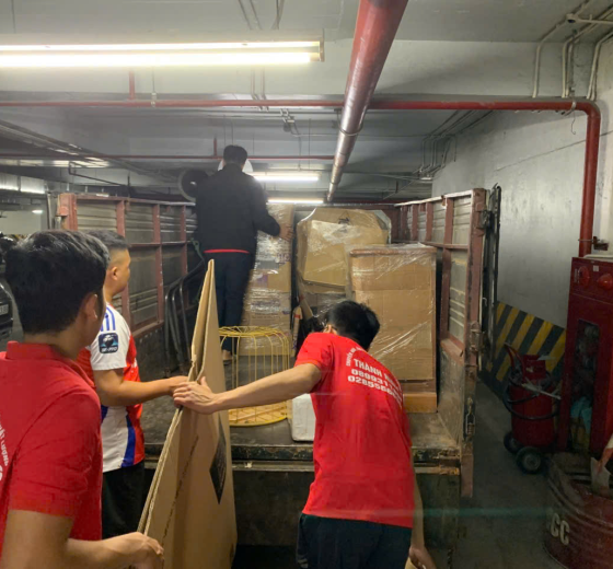 Dịch Vụ Chuyển Nhà Công Ty Uy Tín: Tiêu Chí Sàng Lọc Nhà Thầu Vận Chuyển Chất Lượng Cao